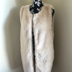 ▪️❗️ Faux fur vest